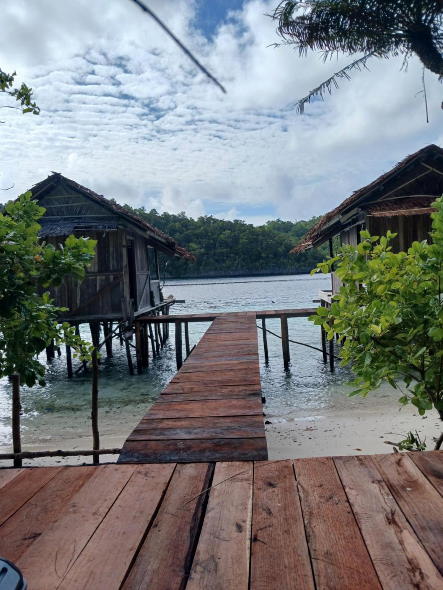 Meos Ambower Homestay Raja Ampat Fam Zewnętrze zdjęcie